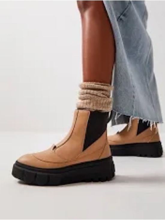 Sorel Shoes - Sorel NWT Caribou X WP Chelsea Boots Women's Sz 9